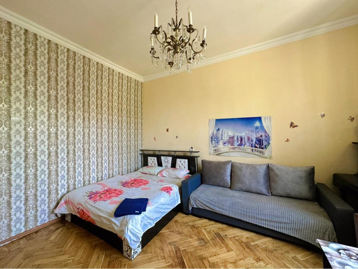 יירבאן Karson Family Hostel & Guest House מראה חיצוני תמונה